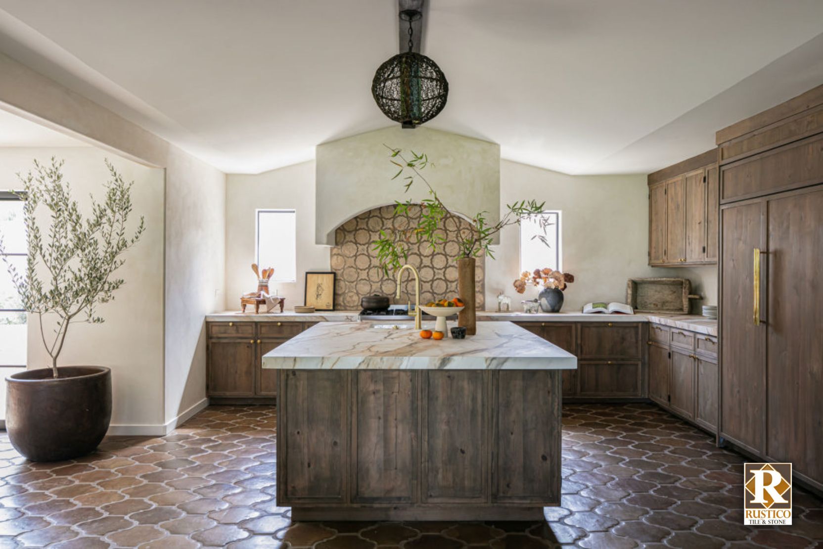 https://rusticotile.com/wp-content/uploads/2023/01/modern-spanish-colonial-kitchen-design.jpg