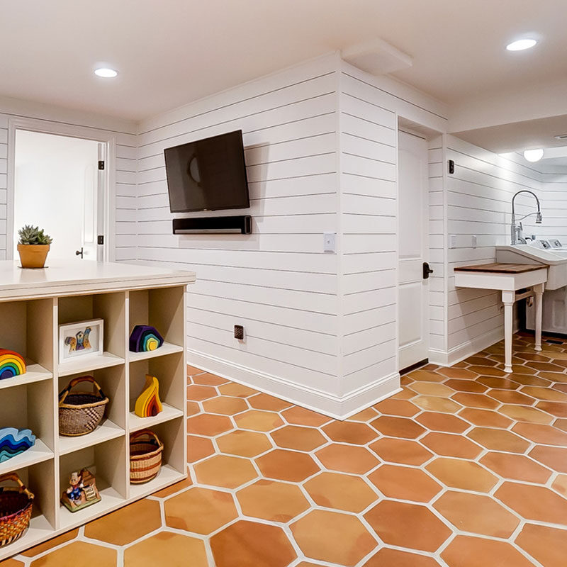 Hexagon terracotta tile basement